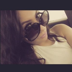 Meet your Posher, Lesley